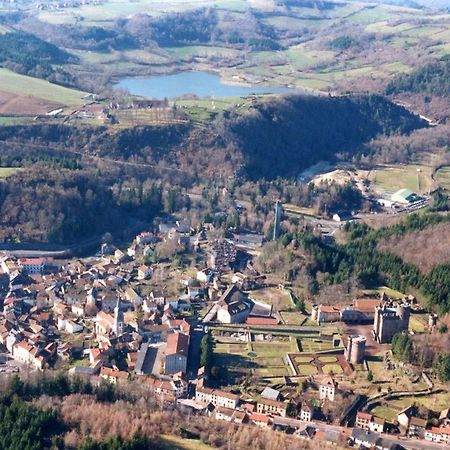 Les Negociants Pontgibaud Exterior foto